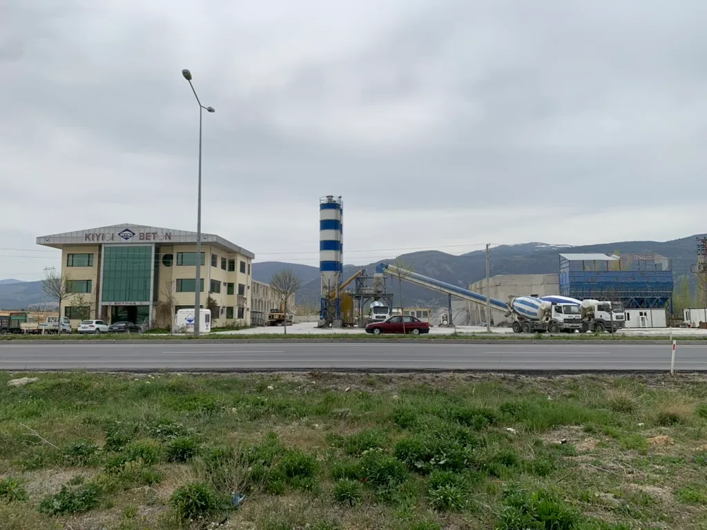 Beton santrali ve tesis