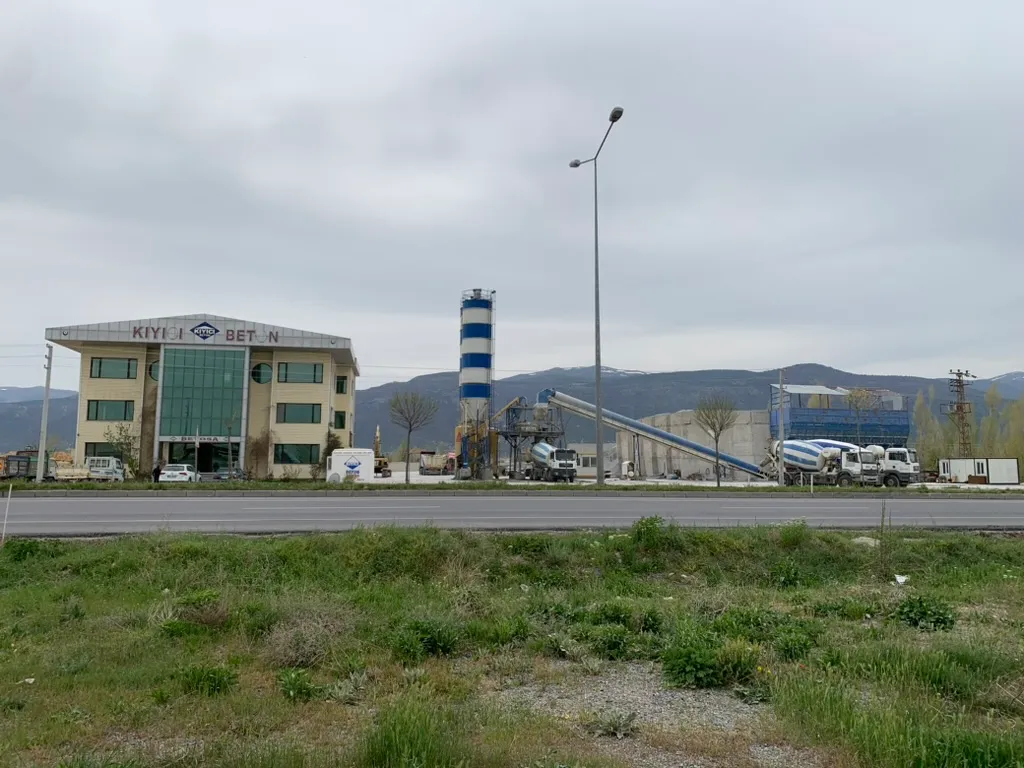 Yönetim binası
